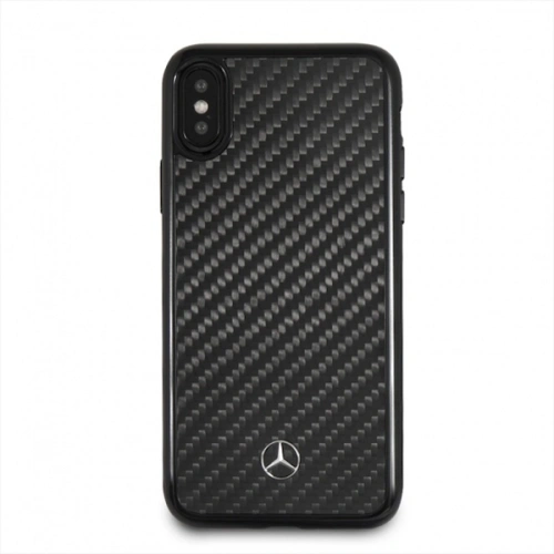 Zbliżenie na teksturę carbon dynamic etui Mercedes, podkreślające elegancki design.