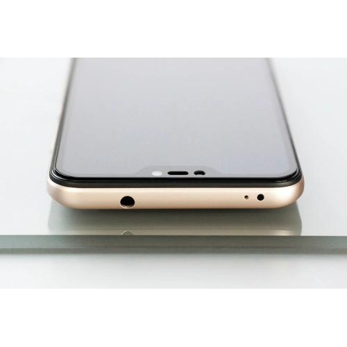 Szkło hartowane 3MK HardGlass Max Lite na tle minimalistycznym, podkreślające nowoczesny design.
