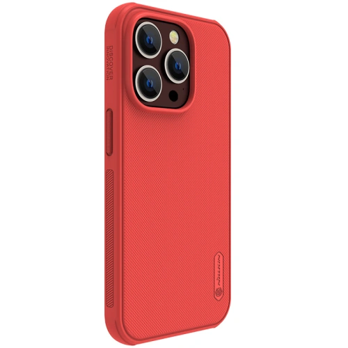 Zbliżenie na etui Nillkin Super Shield Pro, pokazujące precyzyjne wycięcia na porty.