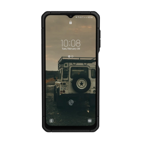 Zbliżenie na etui UAG, ukazujące jego trwałą konstrukcję i stylowy design.