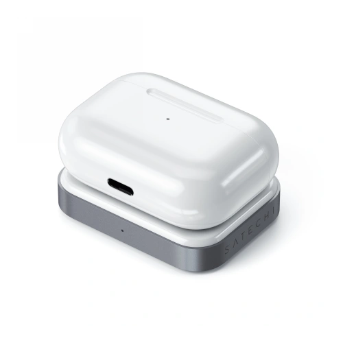 View of the Satechi docking station with connected AirPods, ideal for charging.