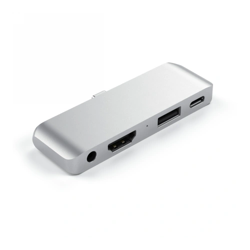 Satechi Aluminium Mobile Pro Hub USB-C in silver color with USB-A and HDMI ports.