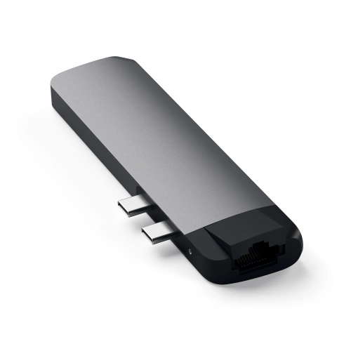 Hub Satechi Type-C Pro z podwójnym USB-C, z widokiem na wszystkie porty i złącza.