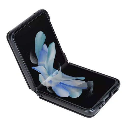 Etui Nillkin Qin Leather na Samsung Galaxy Z Flip5, zamknięte w eleganckiej pozycji.