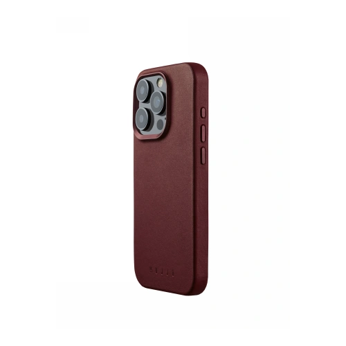 Etui Mujjo Full Leather Case w kolorze burgundy, idealnie dopasowane do iPhone 15 Pro z systemem MagSafe.