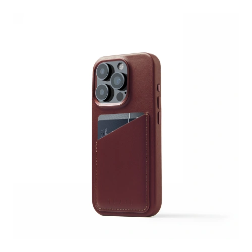 Etui Mujjo Full Leather Wallet Case w kolorze burgundowym, idealne dla iPhone 15 Pro z funkcją MagSafe.