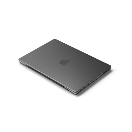 Satechi Eco Hardshell tok az íróasztalon, védve a MacBook Pro 14