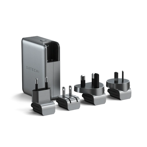 Komplettansicht des Satechi Ladegeräts, die sein kompaktes Design und die Ports zeigt.