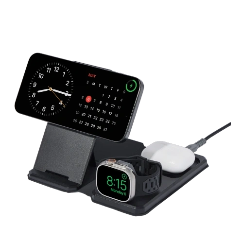 Bezprzewodowa ładowarka UAG w kolorze czarnym, idealna do podr&oacute;ży i obsługująca MagSafe.