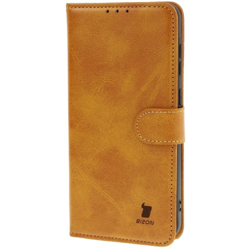 Zbliżenie na brązowe etui z klapką Bizon Case Pocket, pokazujące detale wykonania.