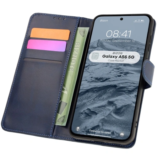 Etui z klapką Bizon Case Pocket w granatowym kolorze, idealne do Samsung Galaxy A56 5G.