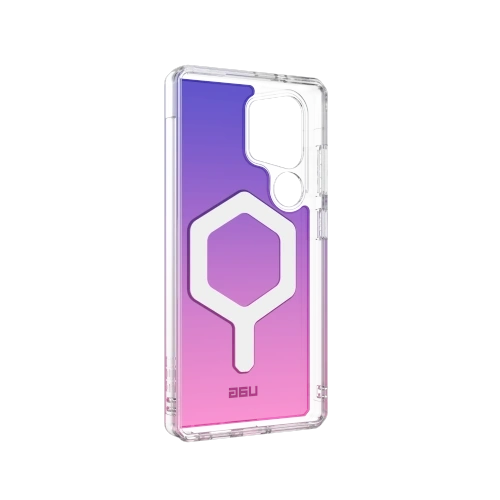 Zbliżenie na etui UAG, pokazujące p&oacute;łprzezroczysty design i precyzyjne wycięcia na porty.