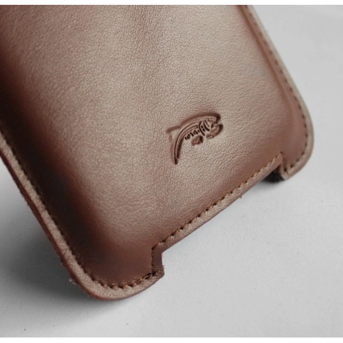 Leather case LURESKO NORTHERN XXXL slip-on for phone (smooth brown)