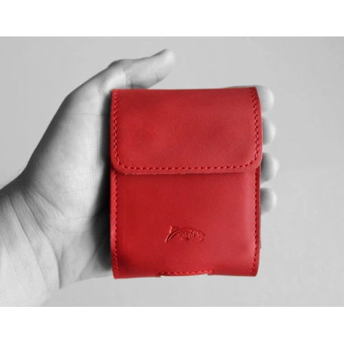 Leather protective case LURESKO FLIP SLEEVE M for Samsung Galaxy Z Flip 3/4/5/6 Motorola Razr 50 / 40 Ultra Huawei Pocket (smooth red with red thread)