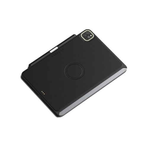 Satechi-Hülle in schwarzer Farbe, aus ökologischem Leder, perfekt passend für iPad Air und Pro.
