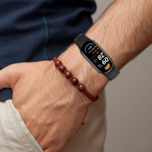 Brățara elegantă Tech-Protect IconBand de culoare neagră, ideală pentru utilizarea zilnică.