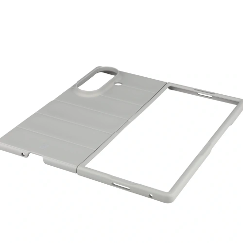 Zbliżenie na etui Bizon Case Tur, ukazujące jego materiał TPU i wykończenie