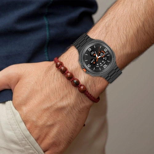 Stylowa bransoleta Tech-Protect Stainless na nadgarstku, dopasowana do Galaxy Watch 8