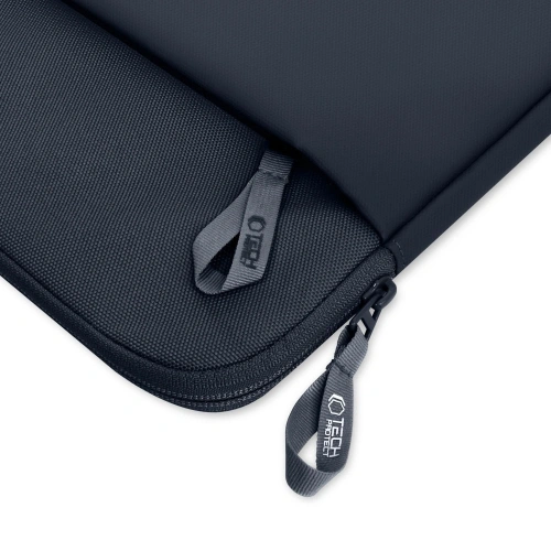 Torba Tech-Protect Sleeve granatowa, prezentująca minimalistyczny design.