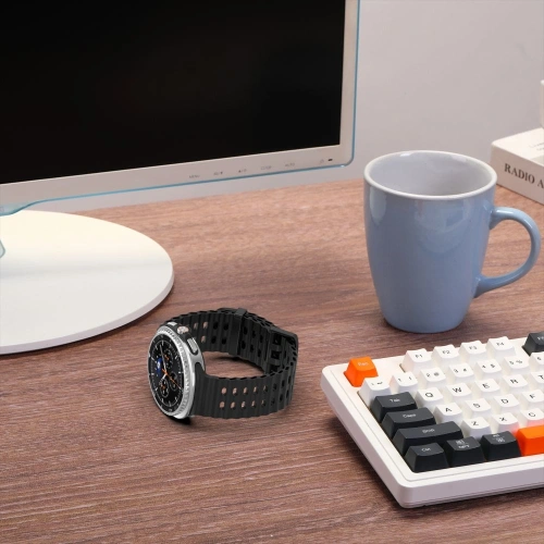 Stylowy pasek Tech-Protect IconBand Pro w czerni, doskonały do codziennego użytku.