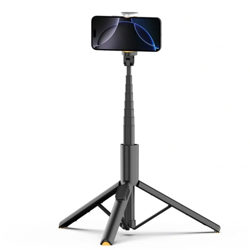 Kijek Tech-Protect L09S z zamontowanym telefonem, gotowy do zdjęcia.