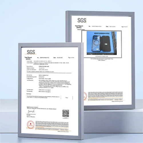 Widok tylnej części etui Dux Ducis, ukazujący materiał hybrydowy.