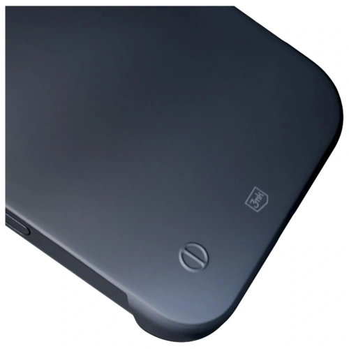 Widok etui 3MK Just20g z boku, eksponujący precyzyjne wycięcia na porty.