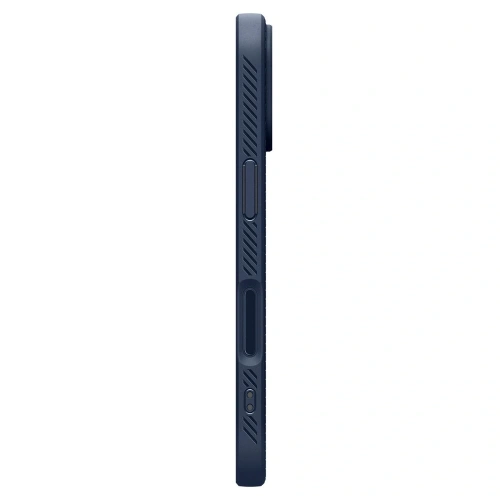 Etui Spigen Liquid Air na Apple iPhone 17, ukazujące precyzyjne wycięcia na porty.