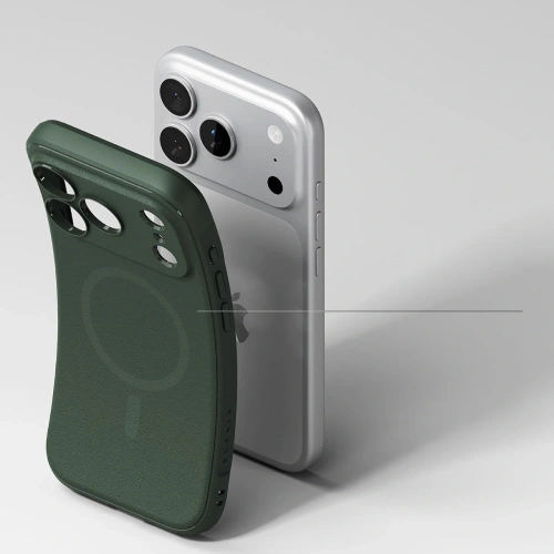 Etui Ringke zamontowane na Apple iPhone 17 Pro, prezentujące jego elegancki wygląd.