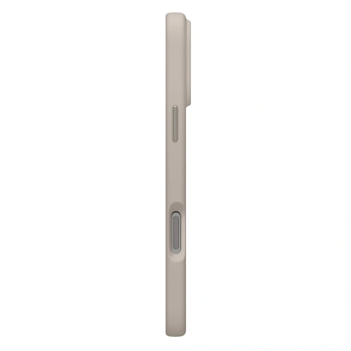Etui Spigen zamontowane na iPhone 17 Pro Max, prezentujące pełną ochronę