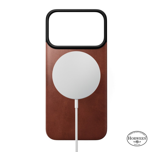 NOMAD Magnetic Leather Back - nakładka magnetyczna na iPhone 18 Pro / 17 Pro kompatybilna z MagSafe, skóra Horween (olde dublin), pohled 2