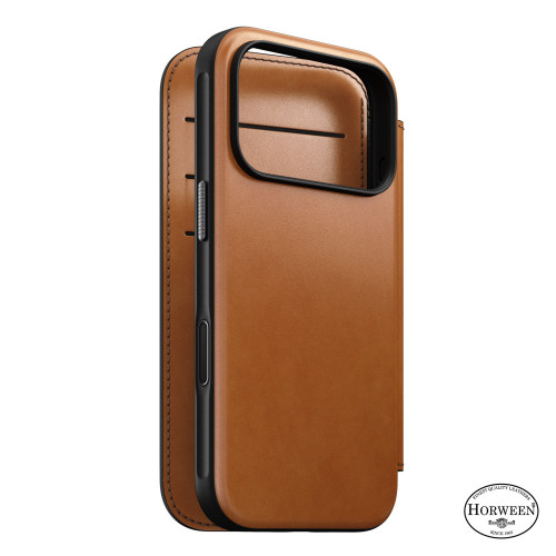 NOMAD Modern Leather Folio - etui do iPhone 18 Pro / 17 Pro kompatybilne z MagSafe, skóra Horween (saddle)