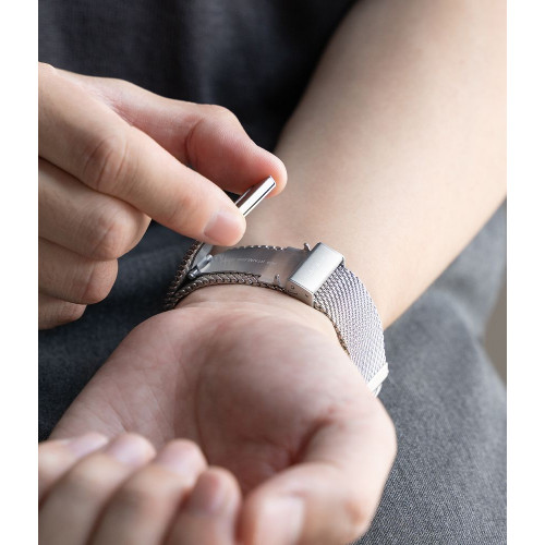 Ringke Metal One Mesh Apple Watch 8 / 9 / 10 / 11 / 12 / Se / Ultra (44 / 45 / 46 / 49 Mm) Silver, Ansicht 6